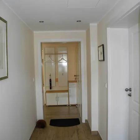 Villa Castle Mona Diestel Gm 69176