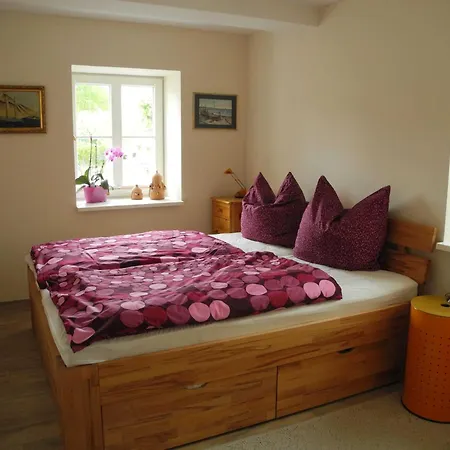 Villa Castle Mona Diestel Gm 69176