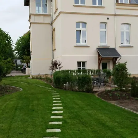 Castle Mona Diestel Gm 69176